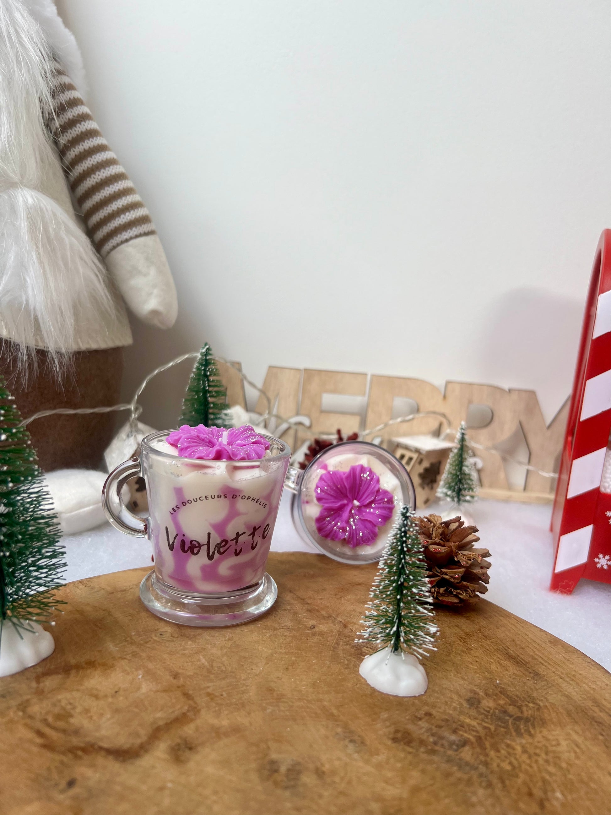 Bougie tasse violette